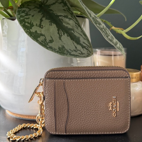 Coach Zip Card Case in Dark Stone - Picture 3 of 7